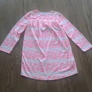 Girl's nightgown